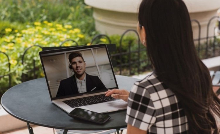 I meeting online di Zoom viaggiano sull’infrastruttura cloud di Oracle