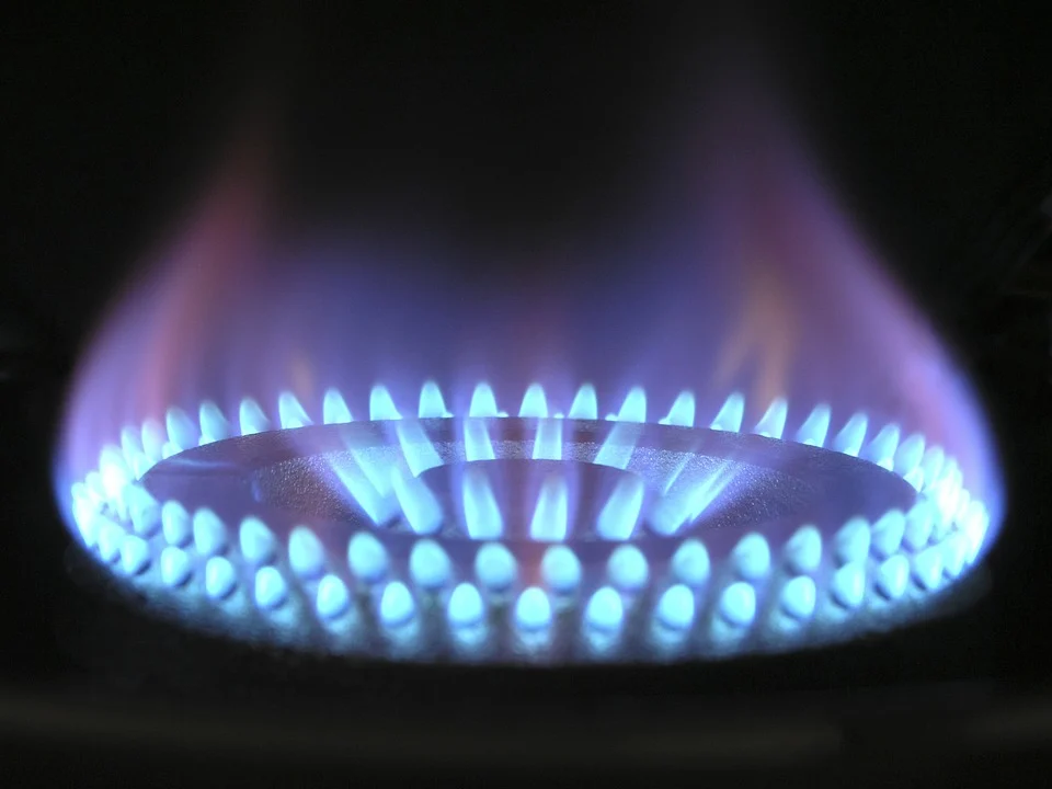 Selectra: abbassando le temperature di 3°C  si ridurrebbero del 16,5% le importazioni di gas dalla Russia