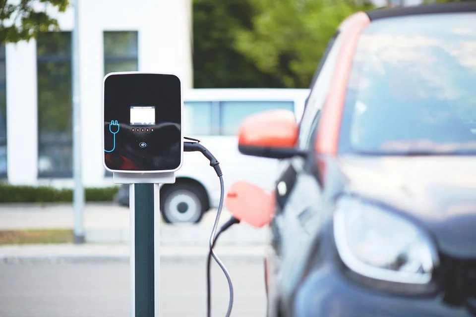 Trasporti: batterie, al via progetto UE da €2,9 miliardi per sviluppo filiera e superlaboratorio ENEA