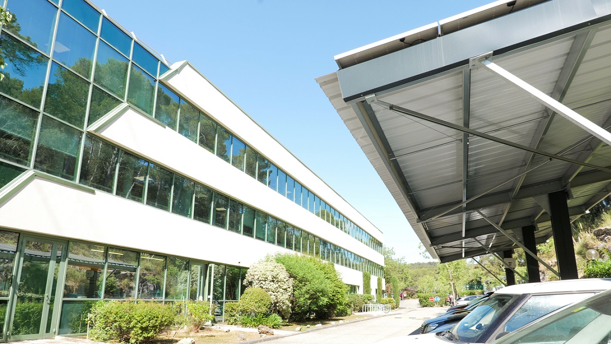 SAP Labs France raddoppia la capacità di ricarica dei veicoli elettrici grazie ai sistemi per l’accumulo di energia di Eaton