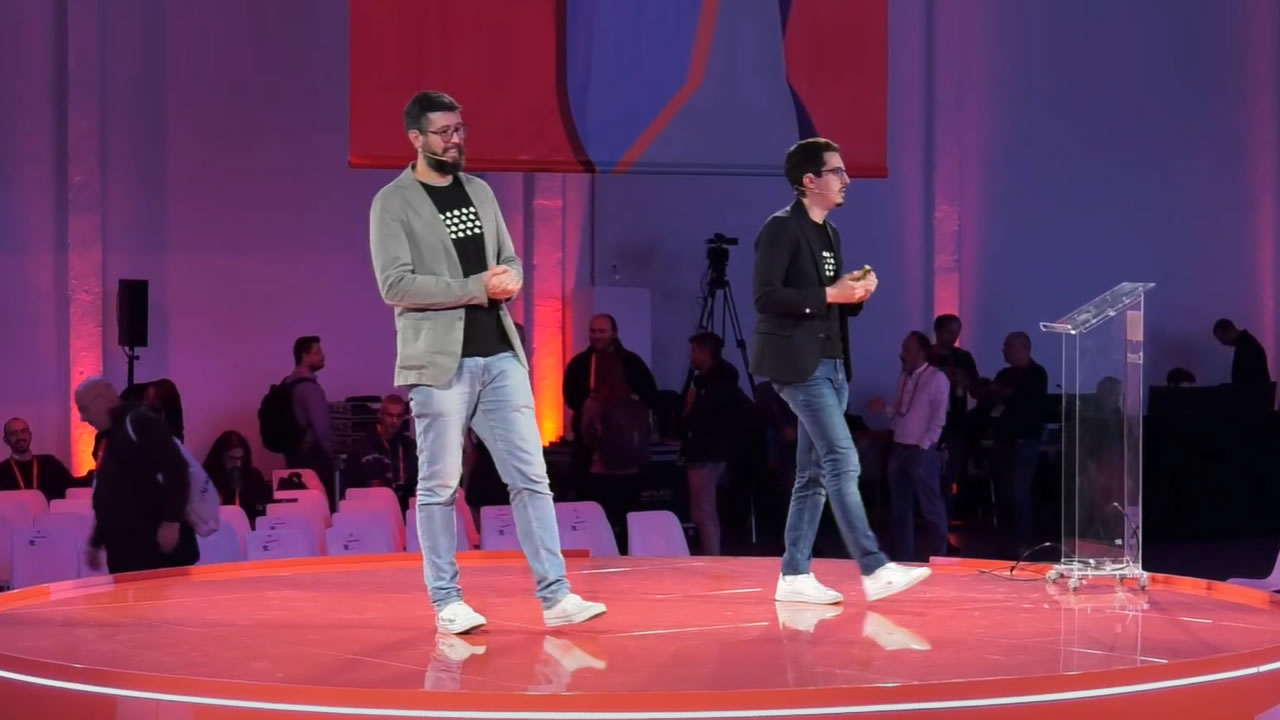 Virtual Application Network: interconnettere applicazioni e servizi in ambienti ibridi 