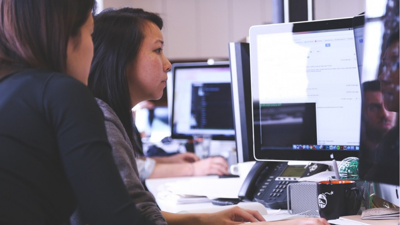 Amazon punta sulla formazione STEM delle giovani donne italiane