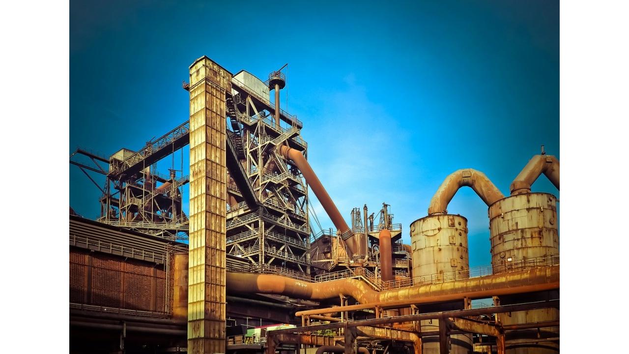 Prezzi alla produzione dell'industria: + 1,3 su mese