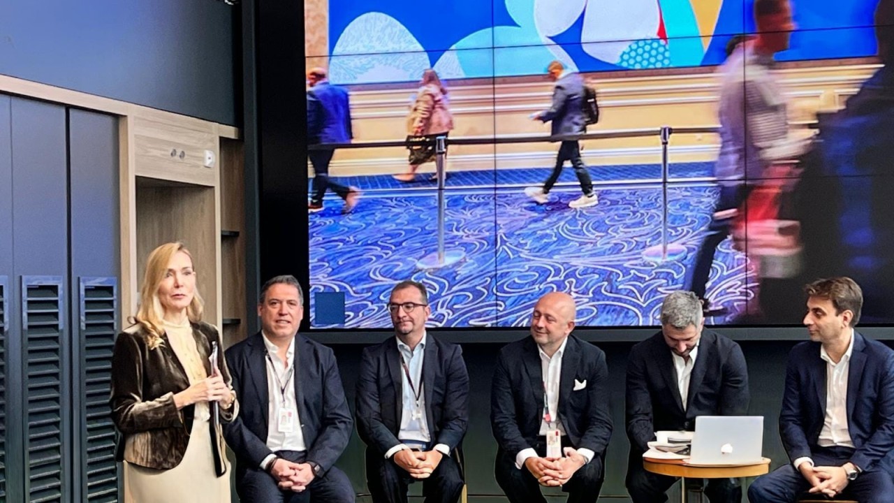 Una Oracle sempre più aperta per spingere l’AI