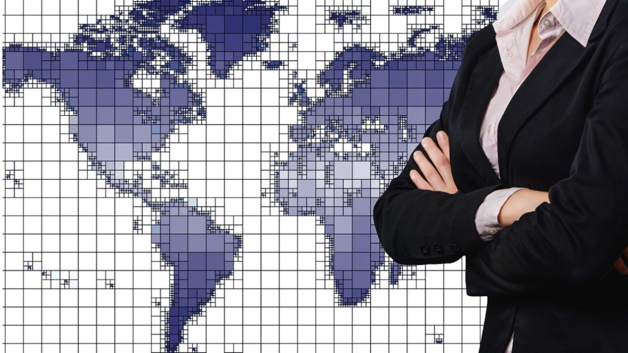 Acronis: 67% delle donne ritiene di dover lavorare più ore per fare carriera rispetto agli uomini