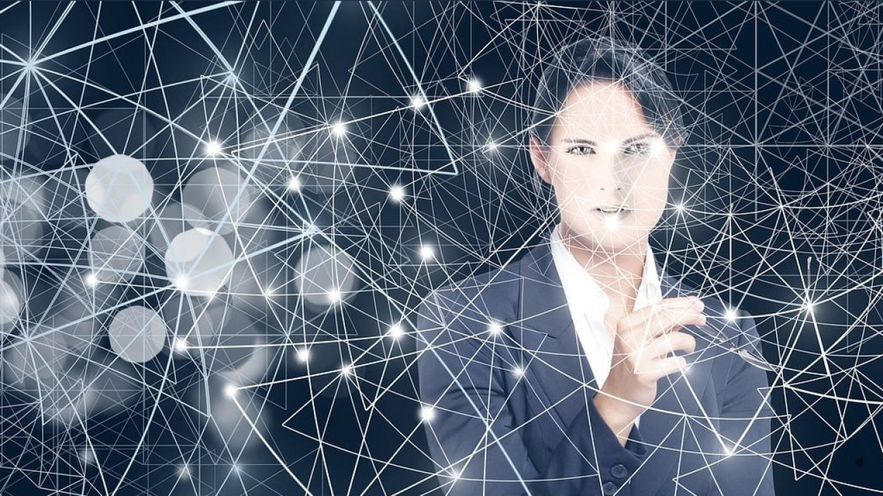 Donne e lavoro: fiducia in crescita, ma ci sono ancora pregiudizi come per l'AI 