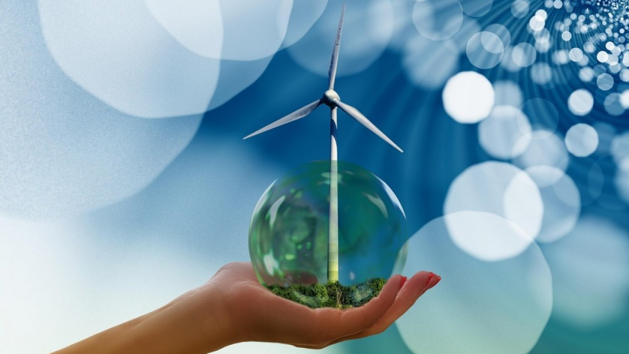 Plenitude si rafforza in Francia: accordo per l’acquisizione di impianti rinnovabili da Neoen 