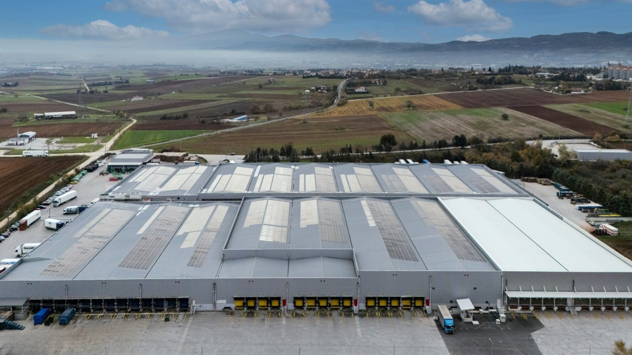 Greenvolt Next ha completato un impianto fotovoltaico da 2,5 MW per SKLAVENITIS, uno dei principali gruppi della distribuzione in Grecia
