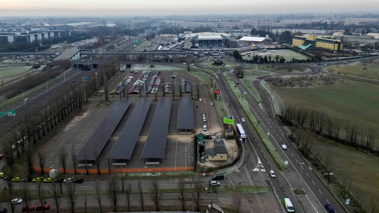 Assago: il parcheggio del Forum diventa asset energetico con il fotovoltaico di CAP Evolution