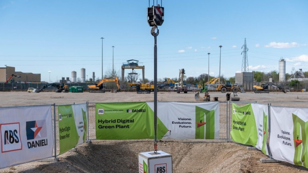 ABS posa la prima pietra dell'acciaio green: a Udine l'impianto più innovativo d'Europa