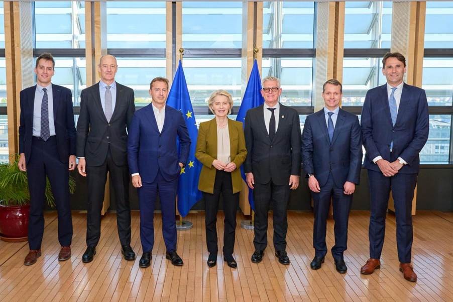 Da sette CEO europei, un appello (confuso) all'Europa dell'AI