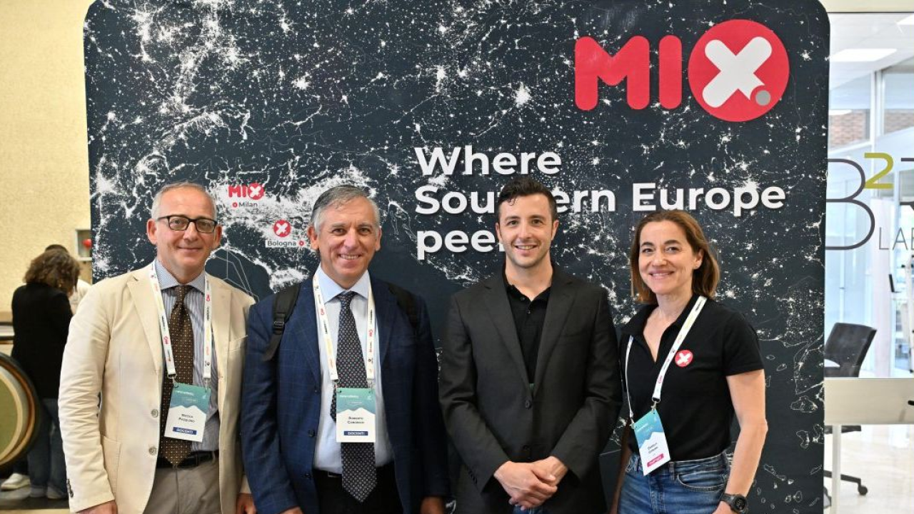 MIX collabora con l’Università degli Studi di Napoli Federico II per le competenze sulle reti Internet