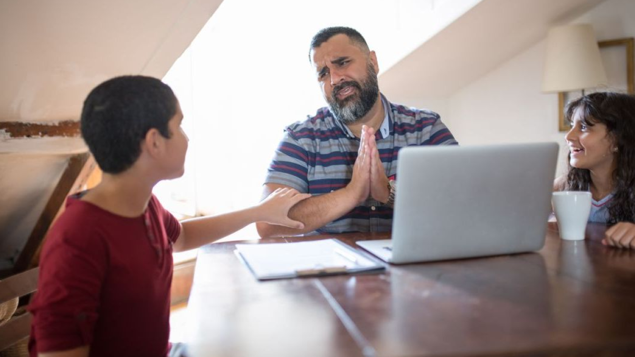 Gestione dei figli in estate: il lavoro flessibile vicino casa è la risorsa strategica per le famiglie