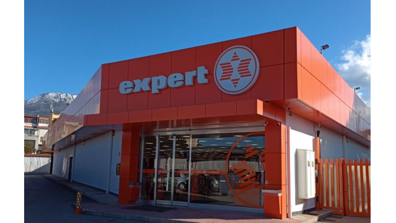 Expert Gruppo Somma scommette sulla centralità del negozio fisico, tra logistica di proprietà e AI
