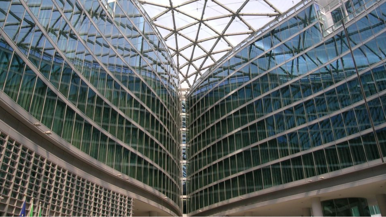 Regione Lombardia rinnova e rafforza ‘Re-Impresa’: nuove risorse e regole più accessibili per le aziende in difficoltà