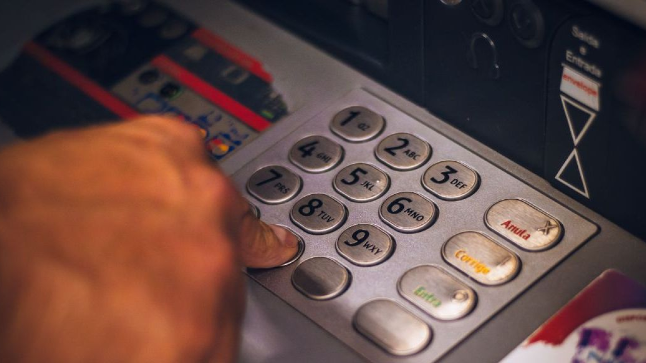 Desertificazione bancaria in Italia: oltre 310mila imprese operano in comuni senza sportelli